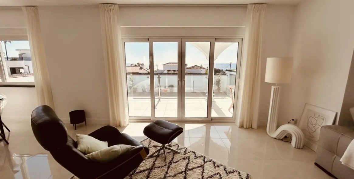 Продажа  отдельно стоящей виллы в La Duquesa 7