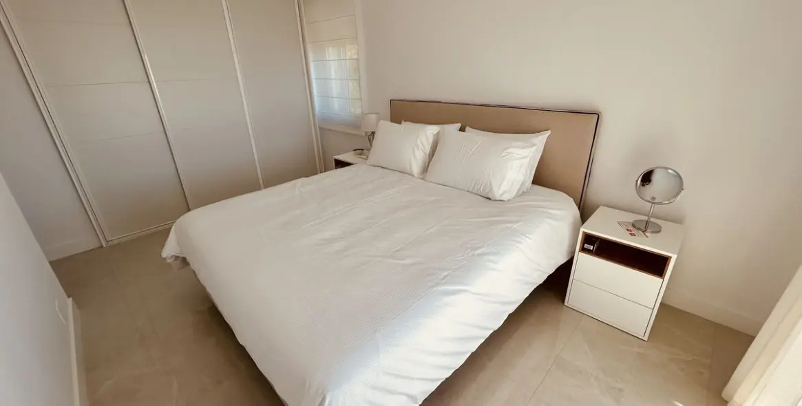 Продажа  отдельно стоящей виллы в La Duquesa 17