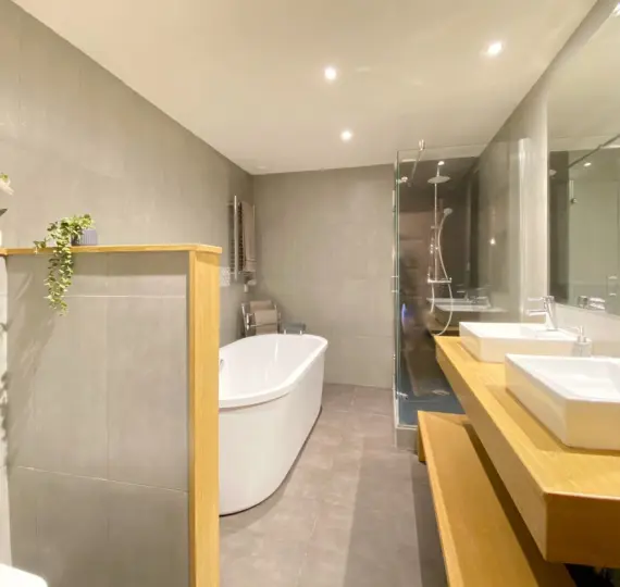 Sale of commercial premises in Marbella