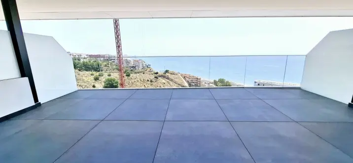 Продажа апартаментов на среднем этаже в Fuengirola 1