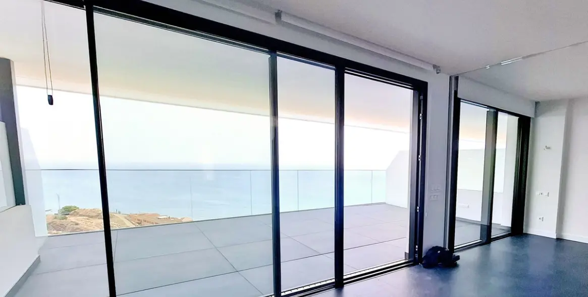 Sale of middle floor apartment in Fuengirola 16