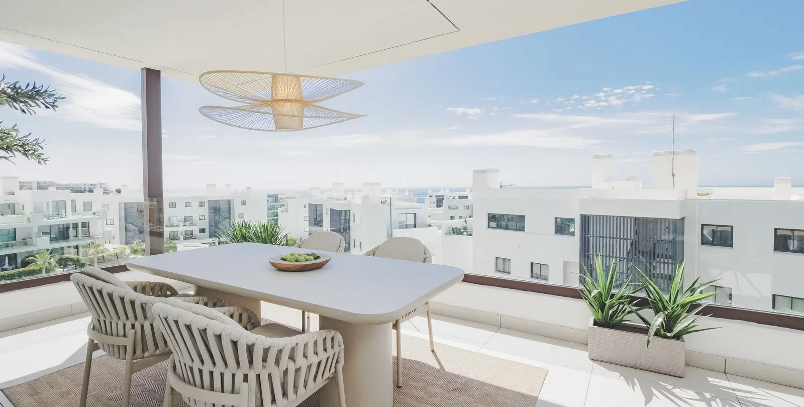 Sale of penthouse duplex in Higueron 3