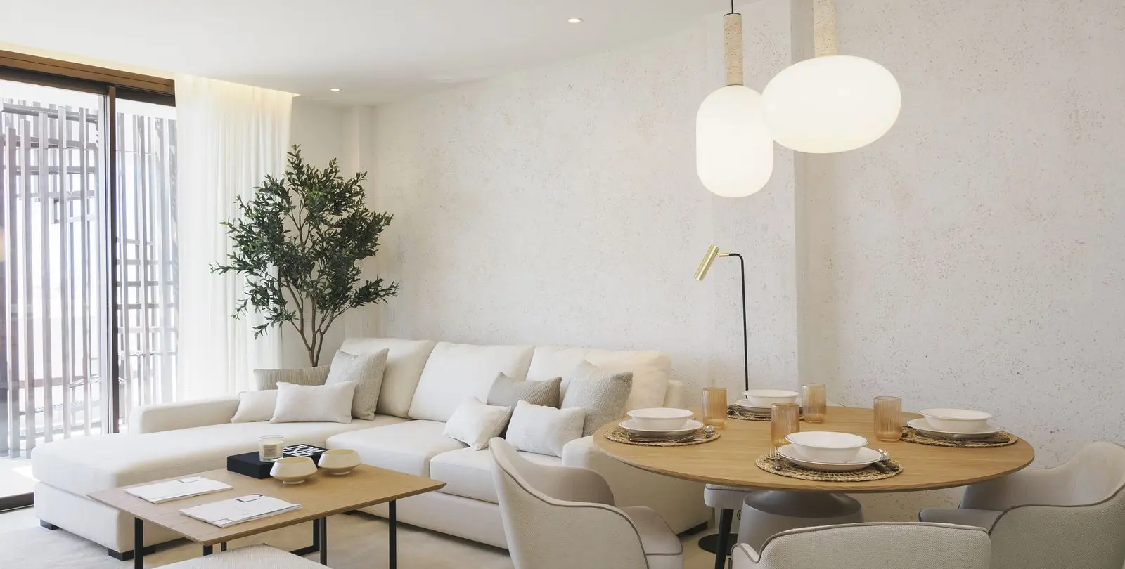 Sale of penthouse duplex in Higueron 4