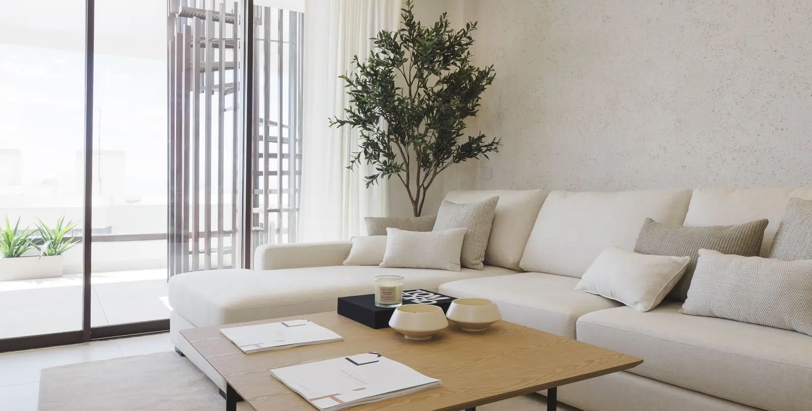Sale of penthouse duplex in Higueron 7