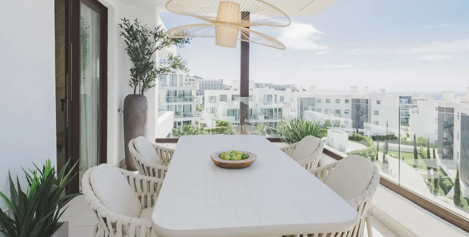Sale of penthouse duplex in Higueron 12