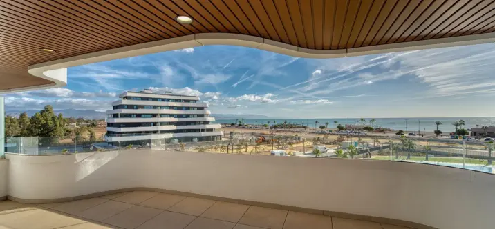 Sale of middle floor apartment in Torremolinos 0