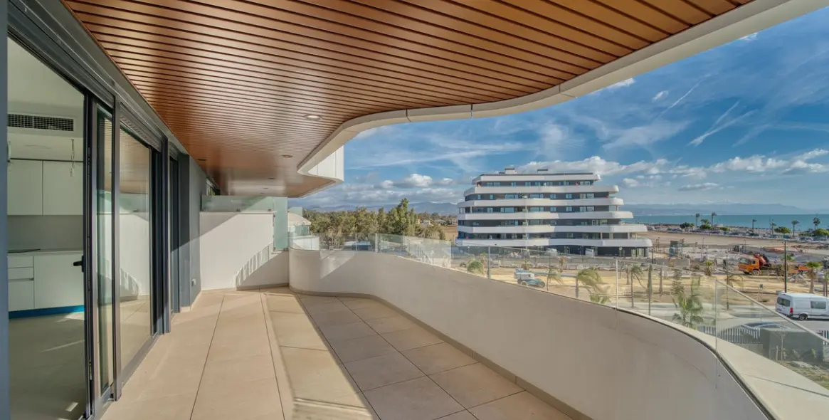 Продажа апартаментов на среднем этаже в Torremolinos 23