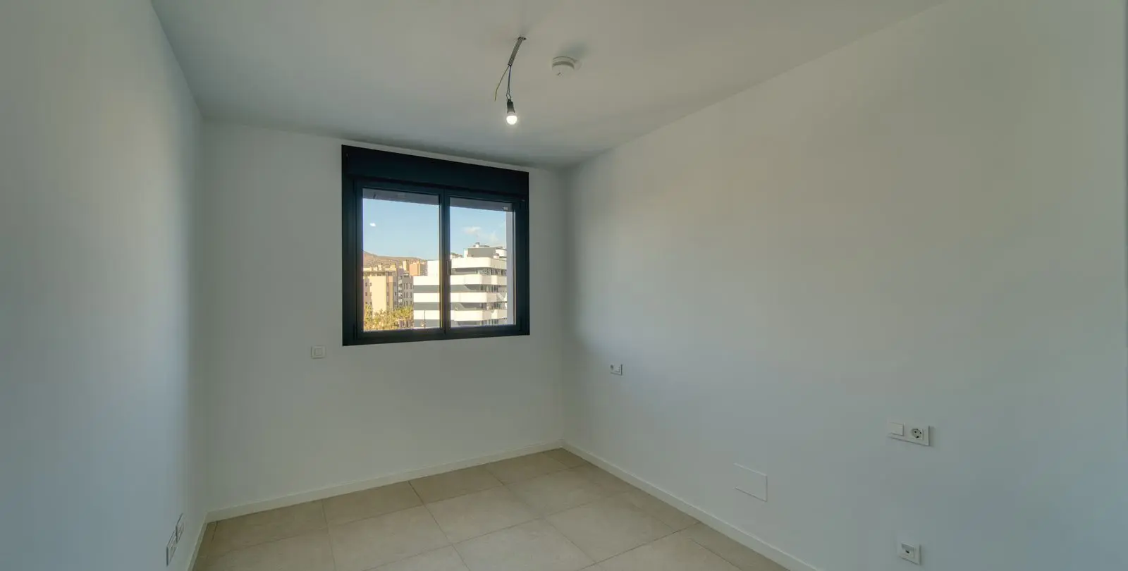 Venta de apartamento en planta media en Torremolinos 13