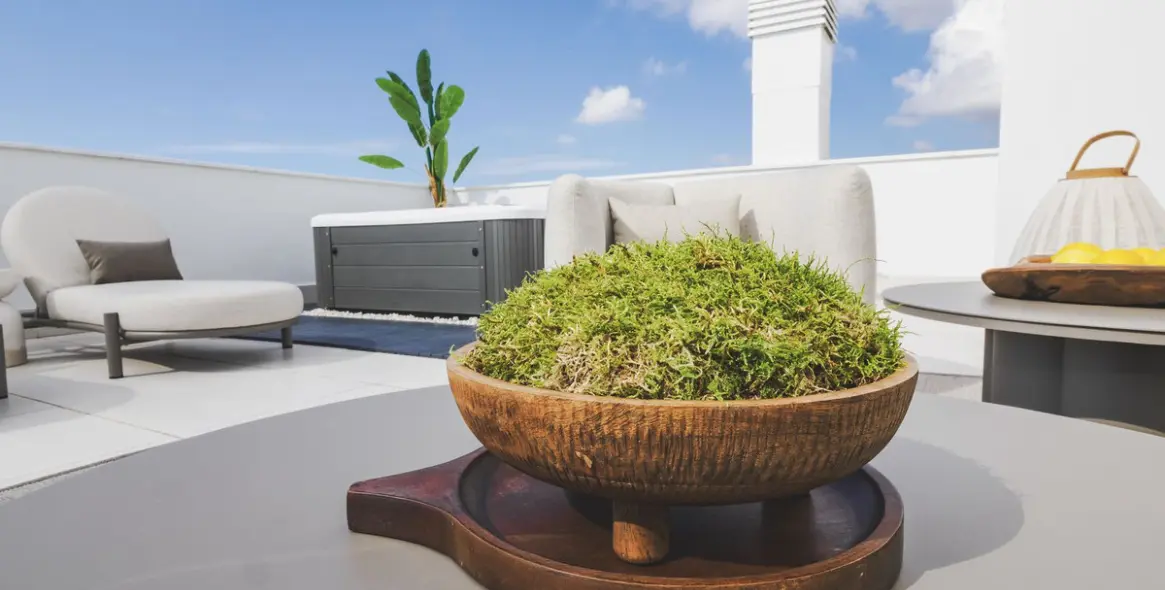 Продажа двухуровневого пентхауса в Higueron 16