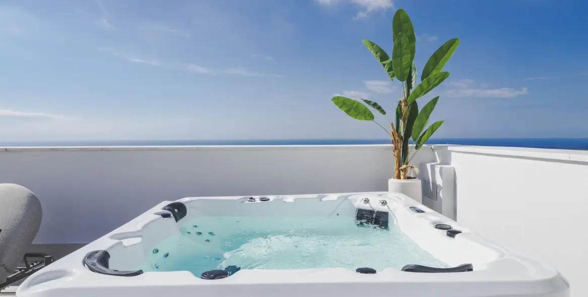 Продажа двухуровневого пентхауса в Higueron 19