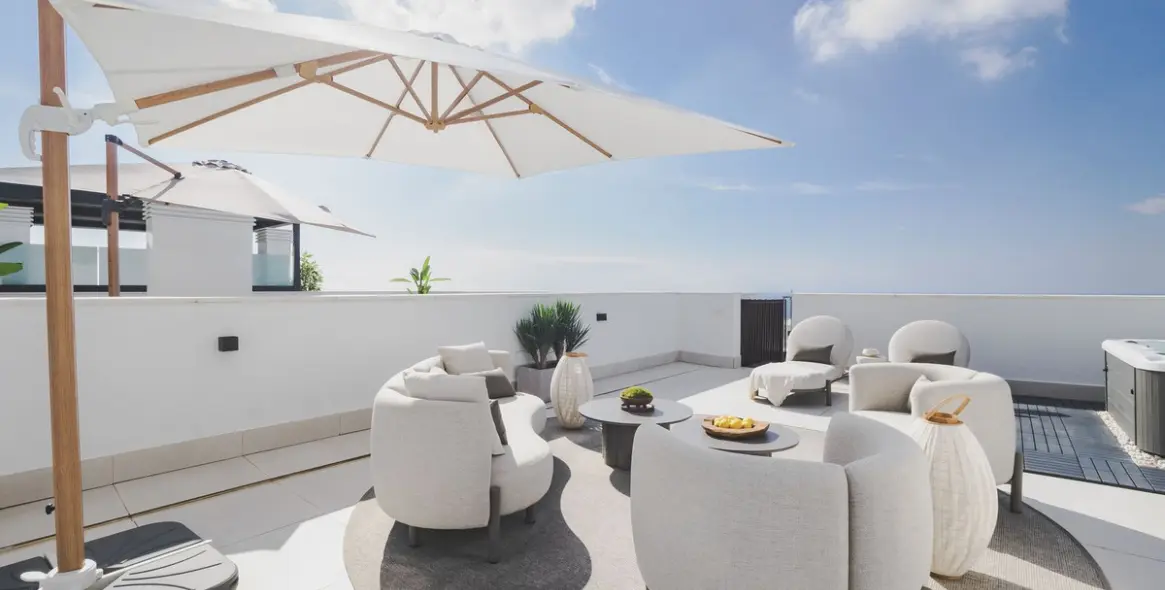 Venta de ático dúplex en Higueron 42