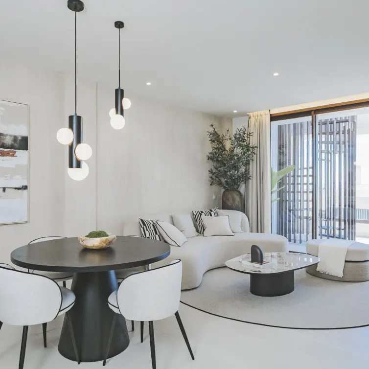 Sale of penthouse duplex in Higueron