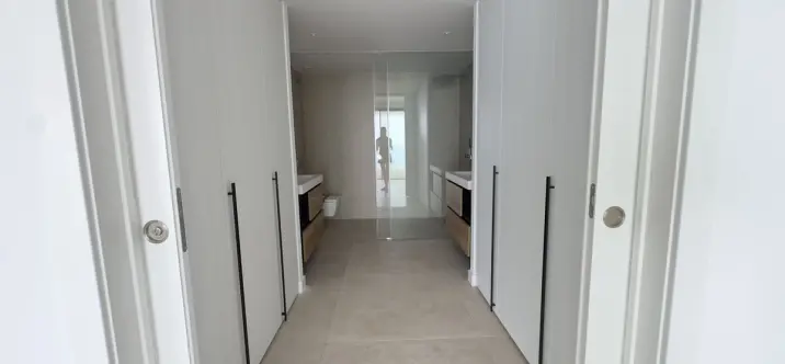 Venta de apartamento en planta media en Higueron 2