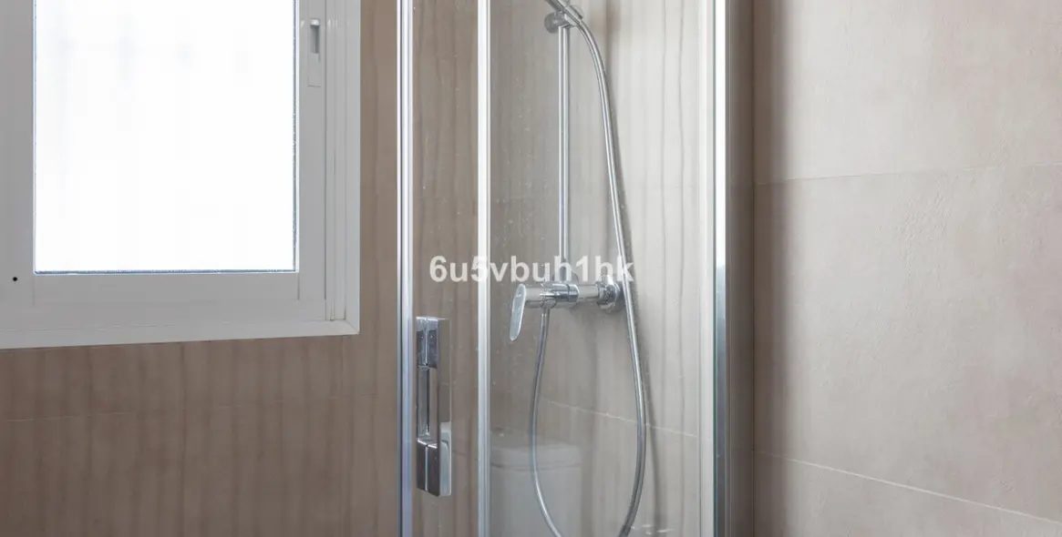 Продажа  отдельно стоящей виллы в La Capellania 17