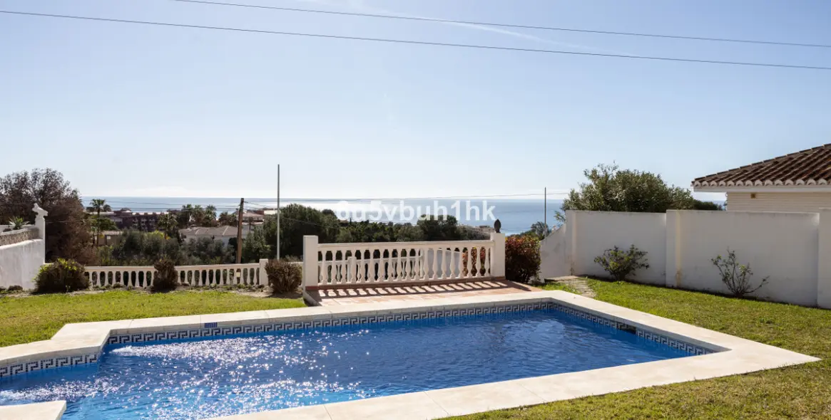 Продажа  отдельно стоящей виллы в La Capellania 23