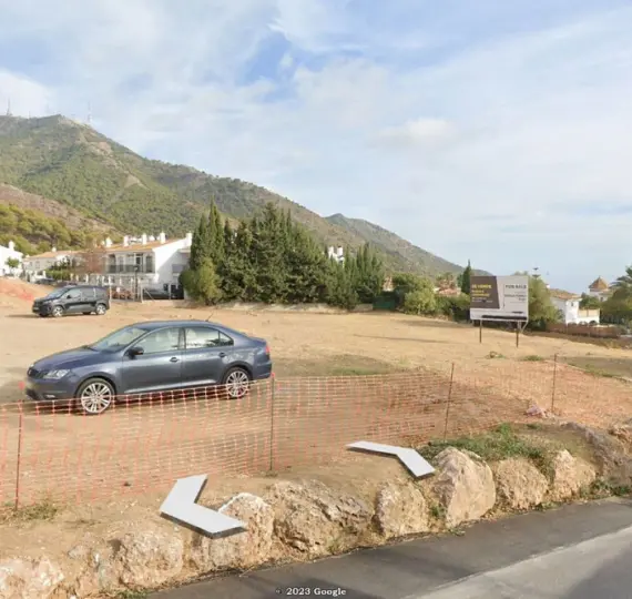 Продажа  коммерческого участка в Mijas