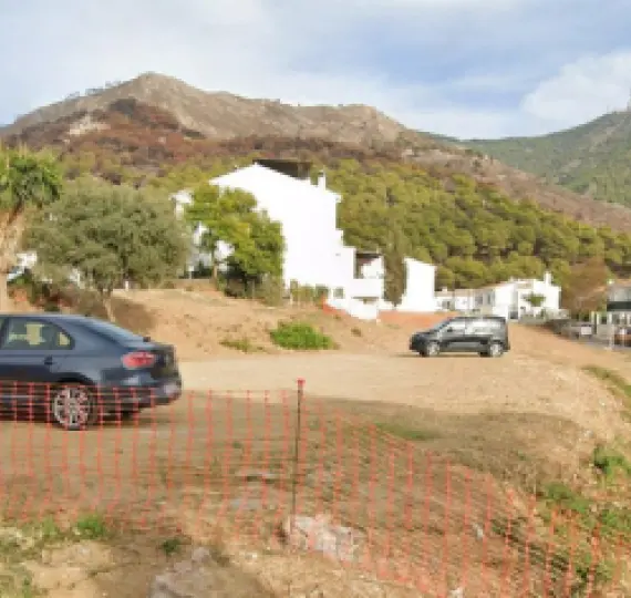 Продажа  коммерческого участка в Mijas