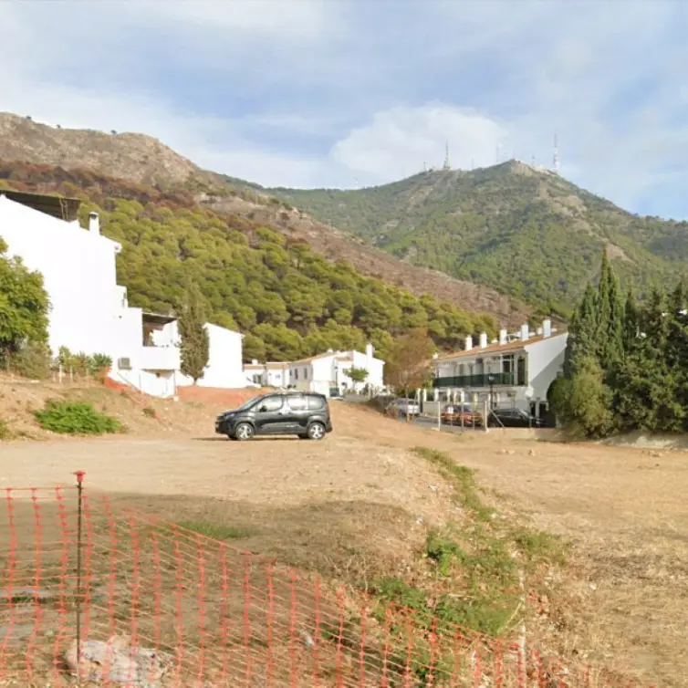 Sale of commercial plot in Mijas