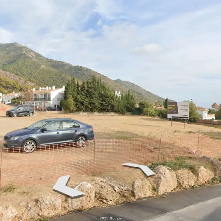 Sale of commercial plot in Mijas