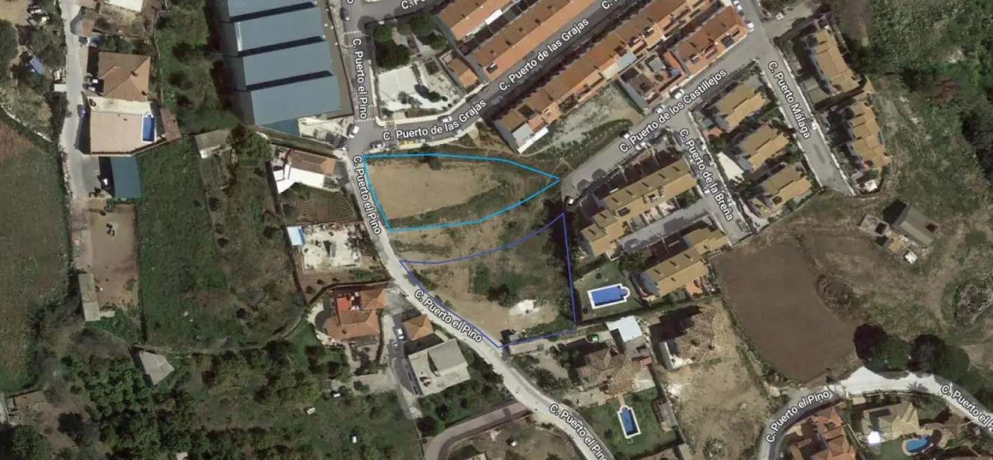 Sale of commercial plot in Mijas 2