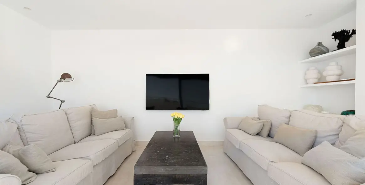 Sale of penthouse in Estepona 13