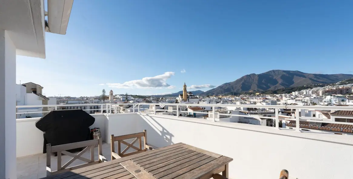 Продажа пентхауса в Estepona 24