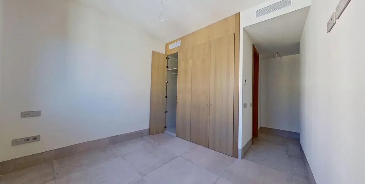 Продажа апартаментов на среднем этаже в Málaga Centro 8