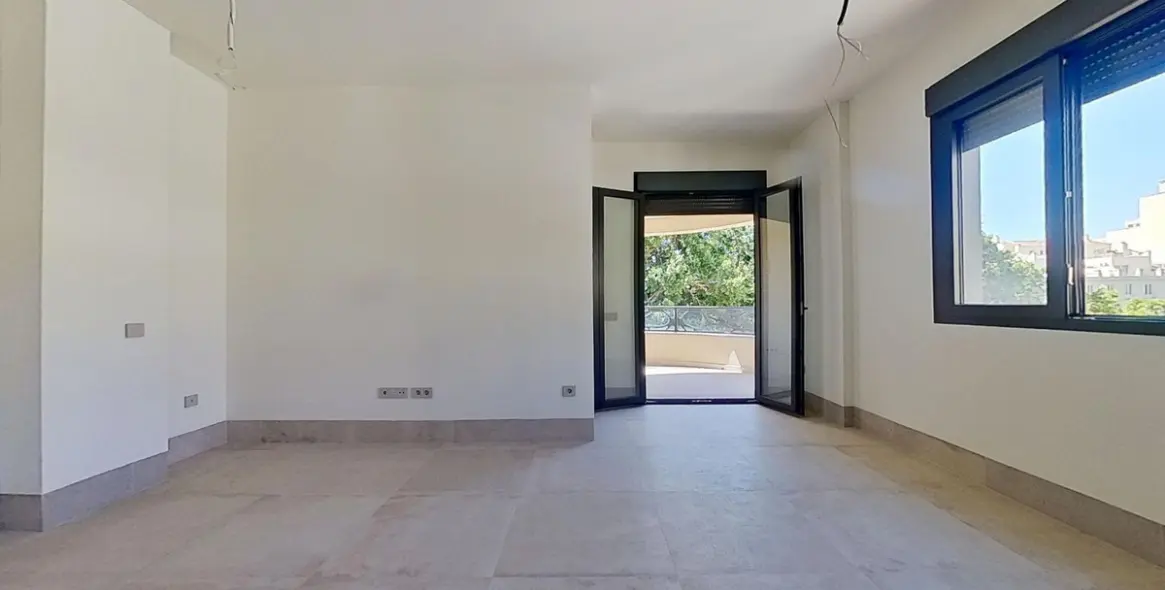 Продажа апартаментов на среднем этаже в Málaga Centro 21