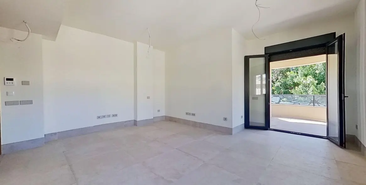 Продажа апартаментов на среднем этаже в Málaga Centro 22