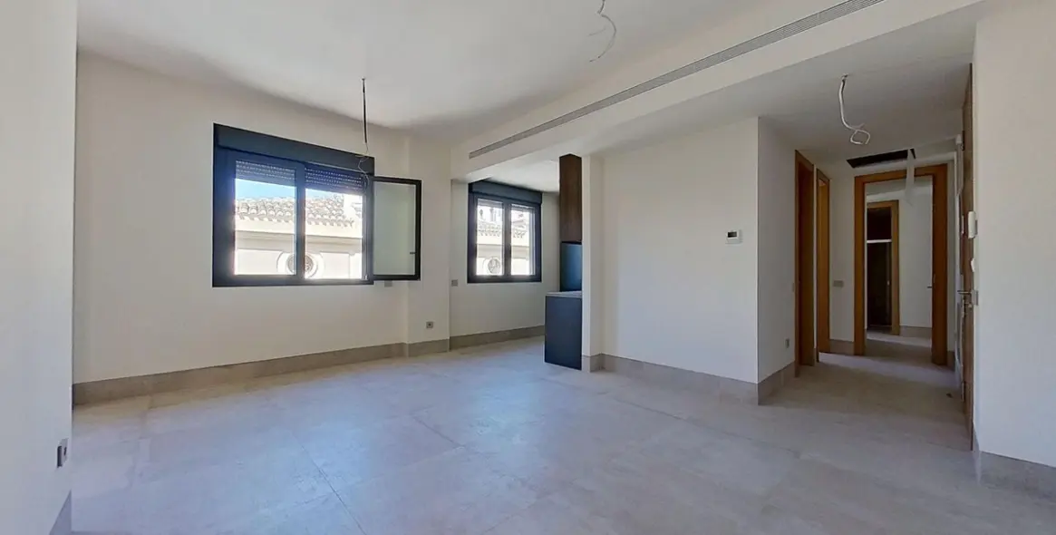 Продажа апартаментов на среднем этаже в Málaga Centro 25