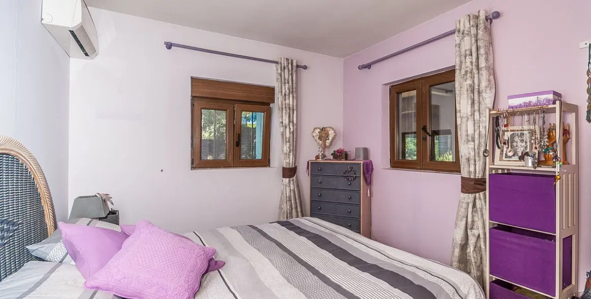 Продажа  отдельно стоящей виллы в Marbella East (район Elviria) 17