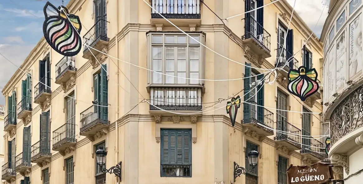 Sale of middle floor apartment in Centro Histórico 2