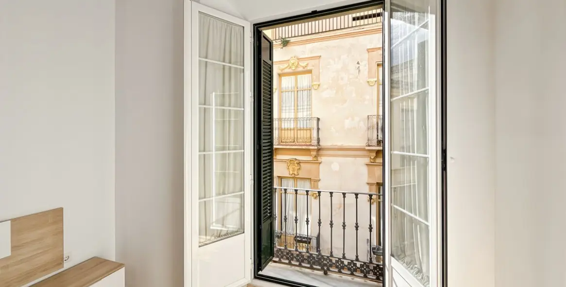 Продажа апартаментов на среднем этаже в Centro Histórico 23