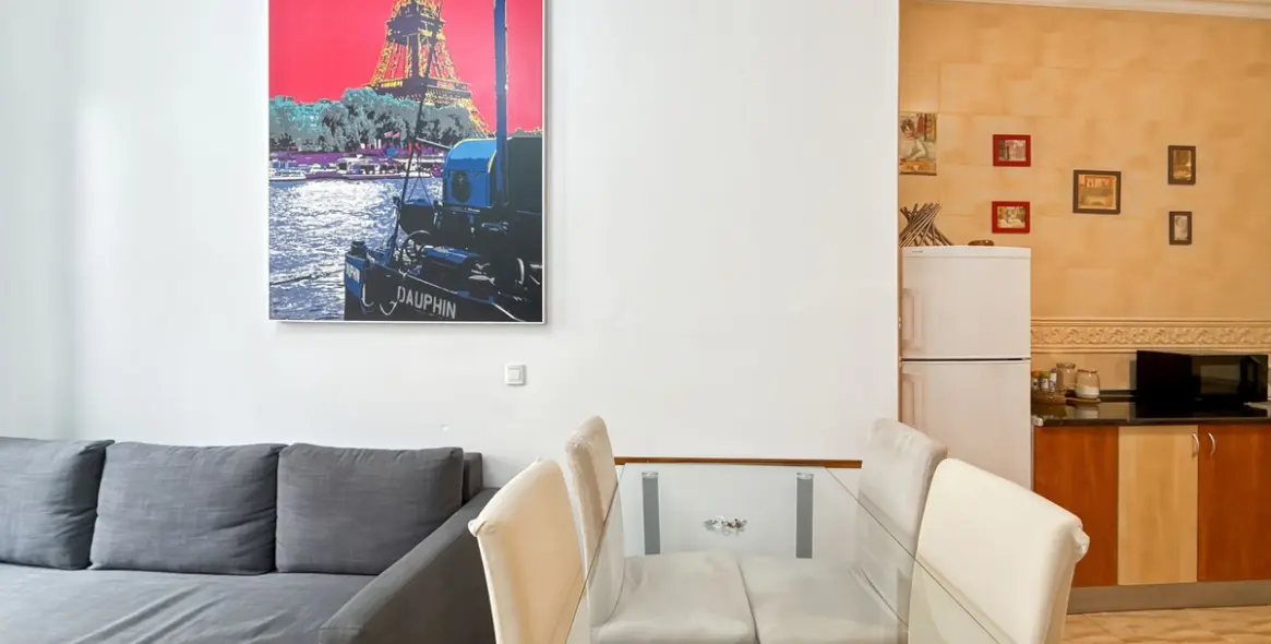 Продажа апартаментов на среднем этаже в Centro Histórico 37