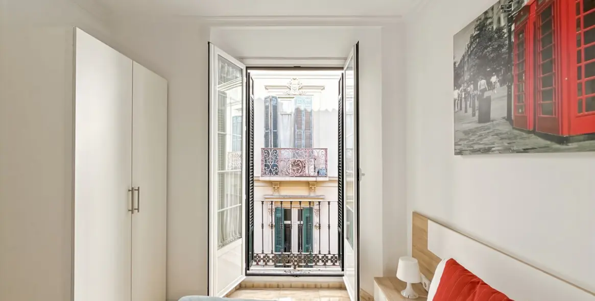 Продажа апартаментов на среднем этаже в Centro Histórico 90