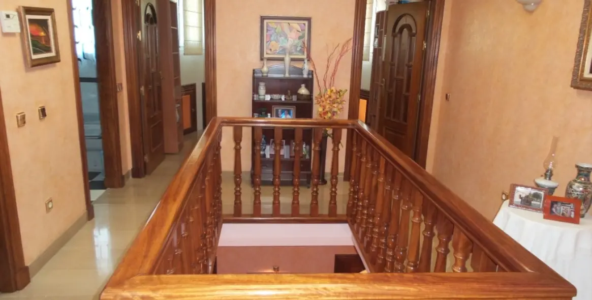 Продажа  отдельно стоящей виллы в Alhaurín de la Torre 10