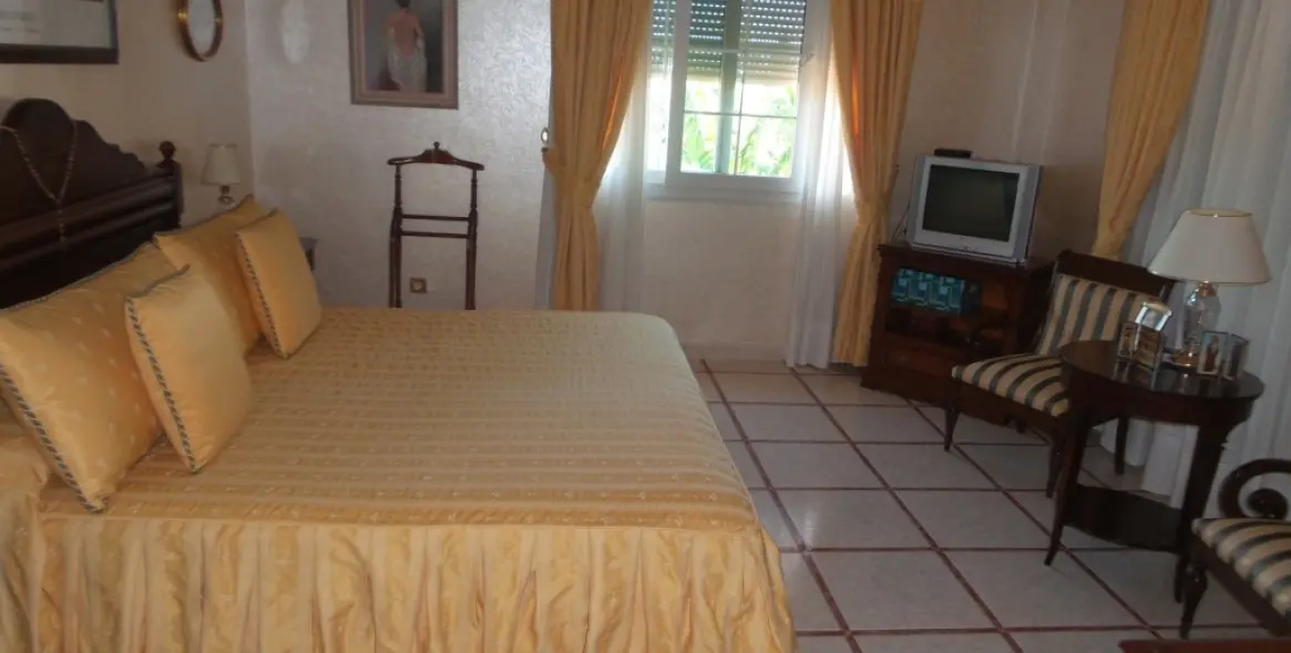 Продажа  отдельно стоящей виллы в Alhaurín de la Torre 13