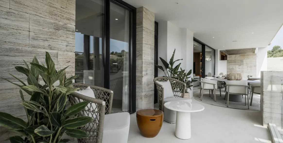 Sale of ground floor apartment in Marbella 12