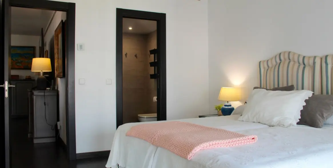 Sale of penthouse in Puerto Banús 10