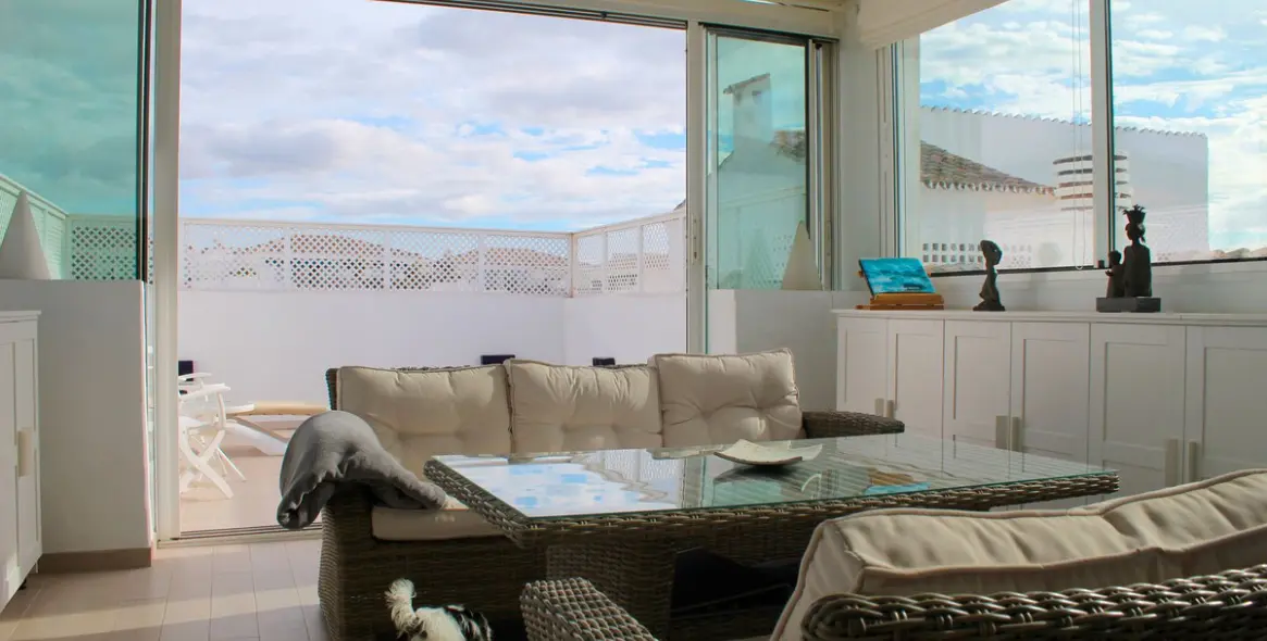 Sale of penthouse in Puerto Banús 3