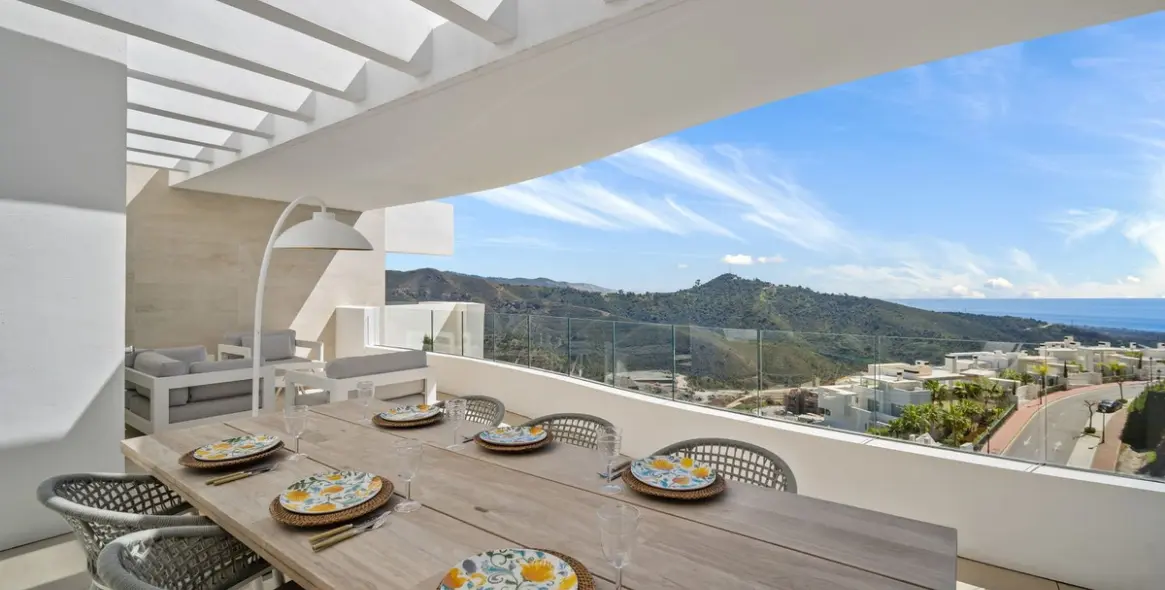 Продажа апартаментов на среднем этаже в Marbella 15