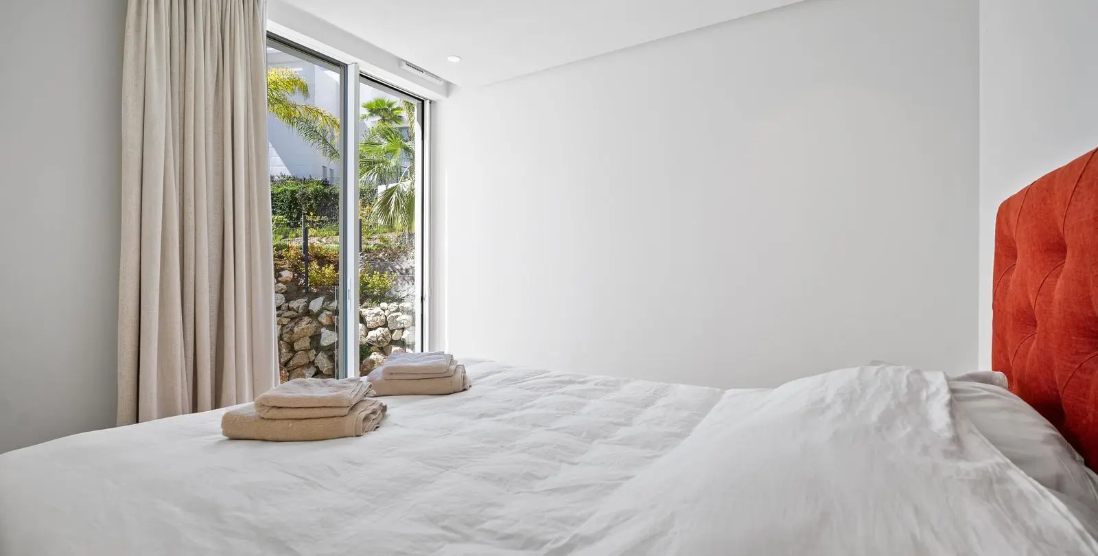 Продажа апартаментов на среднем этаже в Marbella 30