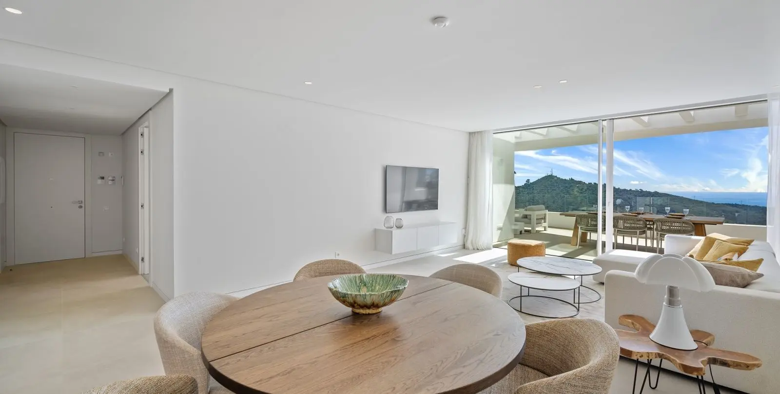 Venta de apartamento en planta media en Marbella 6
