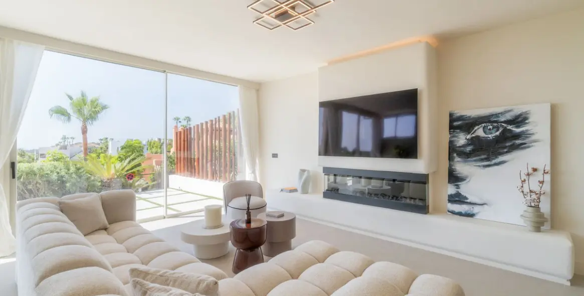 Sale of ground floor apartment in Nueva Andalucía (district Nueva Andalucía) 3