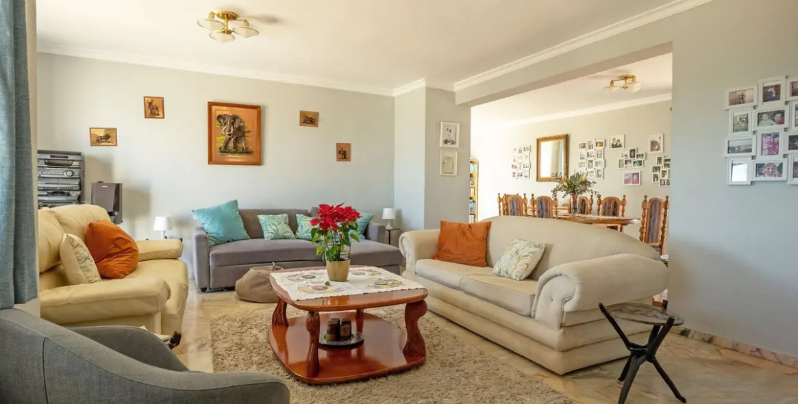 Продажа  отдельно стоящей виллы в Mijas Costa 4