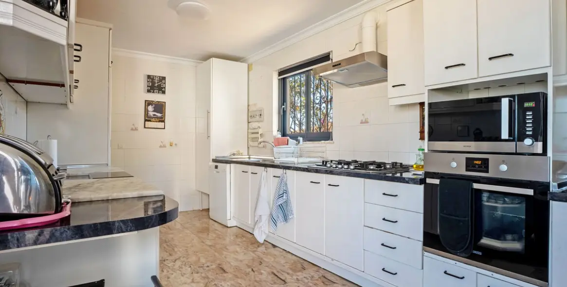 Продажа  отдельно стоящей виллы в Mijas Costa 6