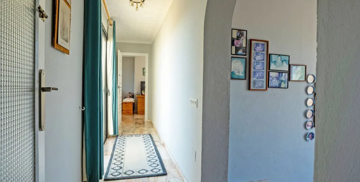 Продажа  отдельно стоящей виллы в Mijas Costa 14