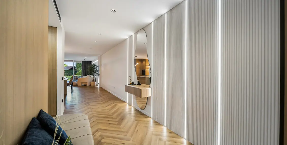 Sale of ground floor apartment in Nueva Andalucía 12