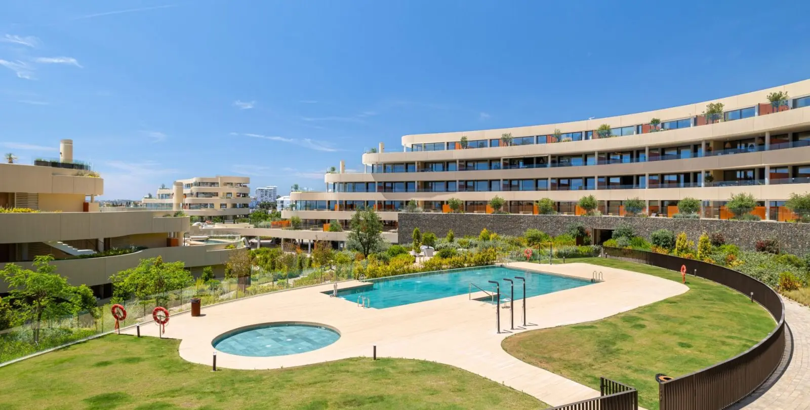 Продажа апартаментов на среднем этаже в Fuengirola 32