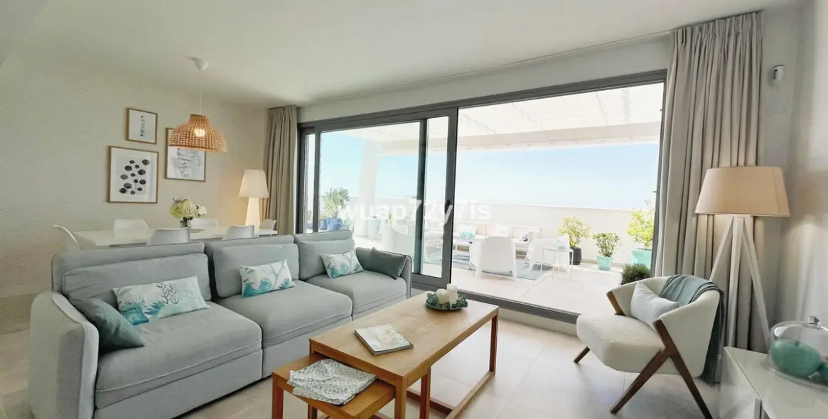 Sale of penthouse in Estepona 7